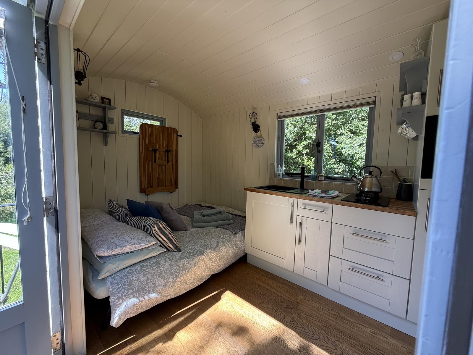 Josie - Shepherd's Hut - image 3