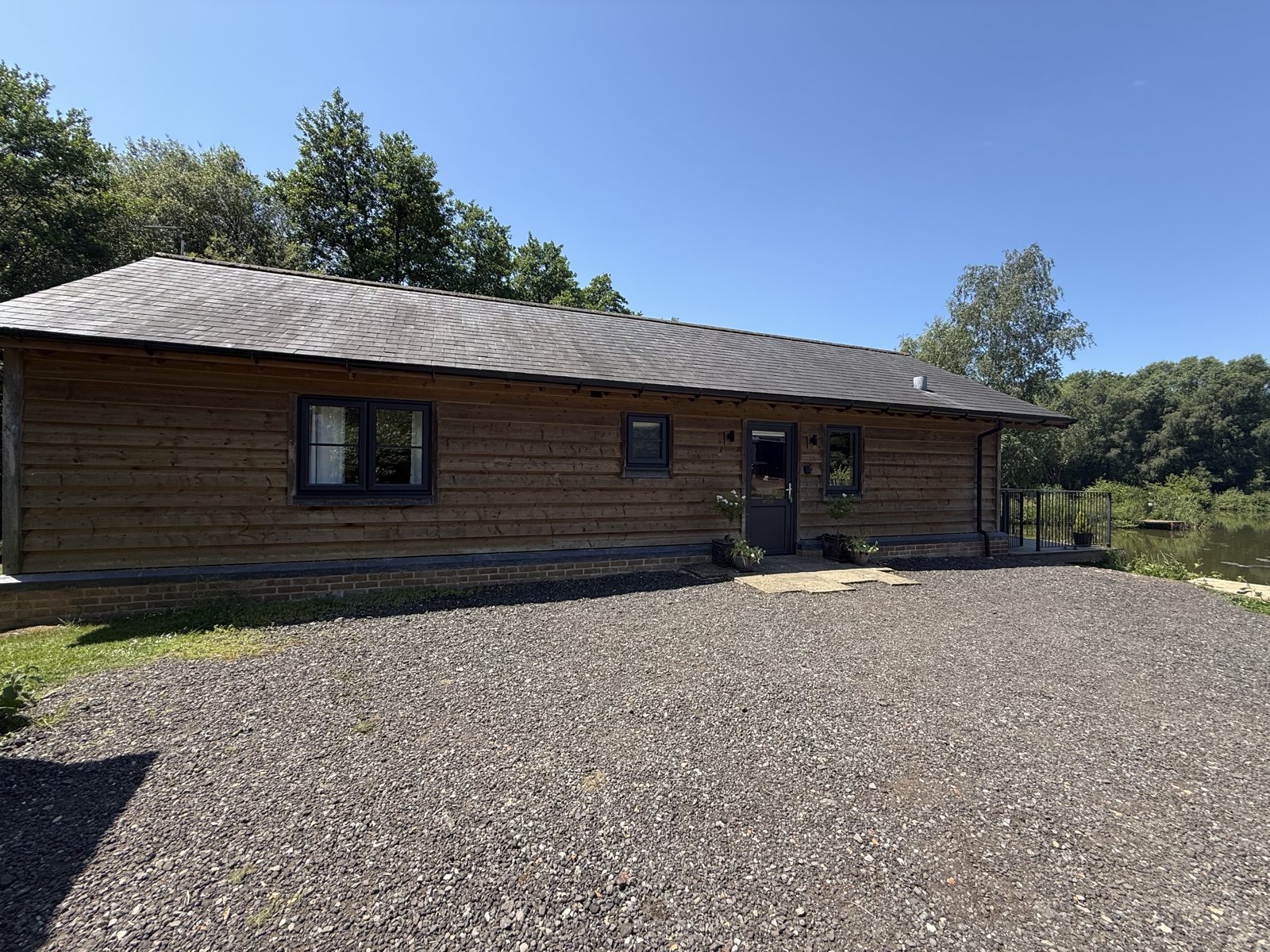 Dandy's Ford Lodge - image 2
